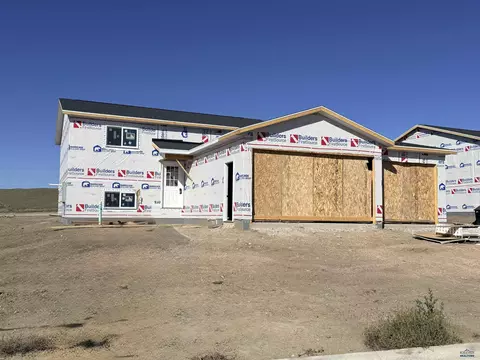 5602 Traverse Dr, Rapid City, SD 57703