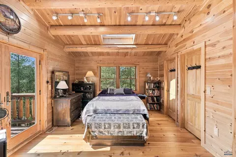 Bedroom - 26671 Other #RIMFIRE ROAD, Custer, SD 57730 photo 5 of 7