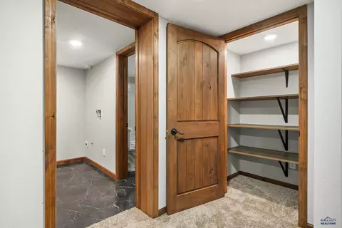 Entry Way - 510 E Dakota, Pierre, SD 57501 photo 2 of 4