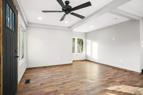 Living - 510 E Dakota, Pierre, SD 57501 photo 1 of 3