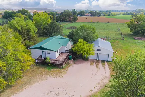 24658 Sweet Meadows Dr, Hermosa, SD 57744