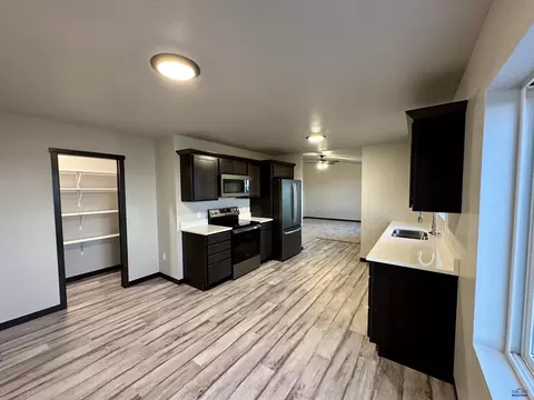 Kitchen - 1026 Driver Cir, Wall, SD 57790 photo 3 of 3