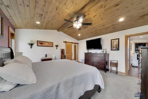 Bedroom - 6819 Ridgeview Dr, Black Hawk, SD 57718 photo 1 of 5
