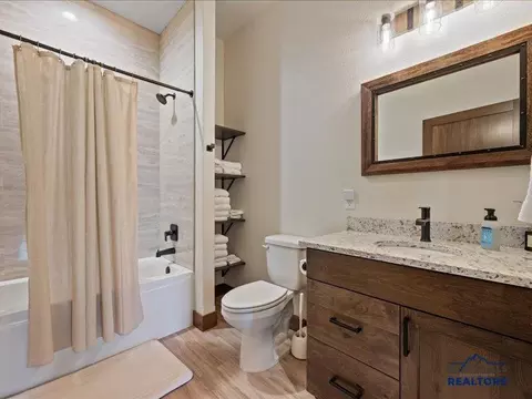 Bath - 11311 Overlook Ct, Lead, SD 57754 photo 5 of 6