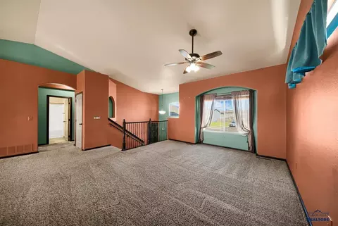 Living - 483 Sovereignty Ln, Box Elder, SD 57719 photo 1 of 3