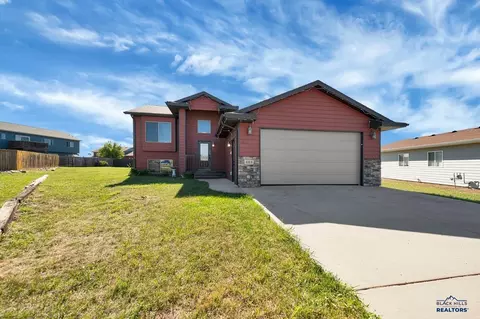 483 Sovereignty Ln, Box Elder, SD 57719