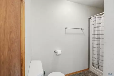 Bath - 318 4th, Wall, SD 57790 photo 4 of 5