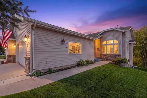3701 Park Dr, Rapid City, SD 57702