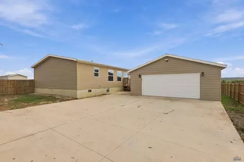 983 Bennington Dr, Box Elder, SD 57719 photo 3