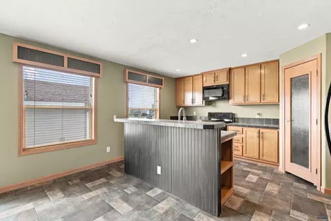 983 Bennington Dr, Box Elder, SD 57719 photo 12