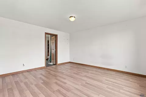 983 Bennington Dr, Box Elder, SD 57719 photo 13
