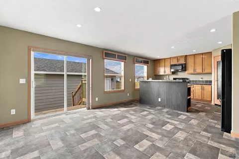 983 Bennington Dr, Box Elder, SD 57719 photo 7