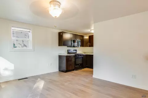 Living - 230 E Jackson St, Rapid City, SD 57701 photo 1 of 8