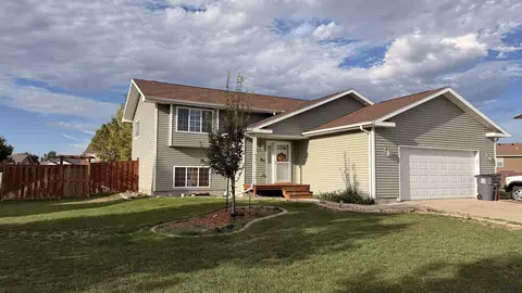 5123 Ethan Ct, Rapid City, SD 57703
