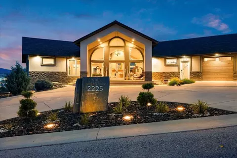 Exterior - 2225 Saddle Horn Dr, Spearfish, SD 57783 photo 2 of 8