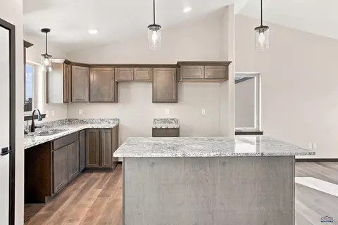 Kitchen - 620 Bull Run Dr, Box Elder, SD 57719 photo 4 of 4