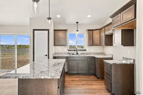 Kitchen - 620 Bull Run Dr, Box Elder, SD 57719 photo 2 of 4