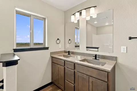 Bath - 620 Bull Run Dr, Box Elder, SD 57719 photo 3 of 3