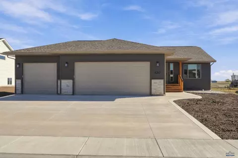 Exterior - 620 Bull Run Dr, Box Elder, SD 57719 photo 2 of 5