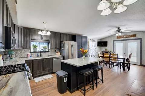 Kitchen - 25755 Dewey Rd, Edgemont, SD 57735 photo 2 of 3