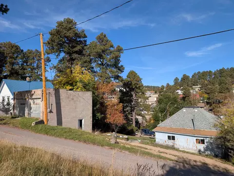 Exterior - 817 Highland Ave, Lead, SD 57754 photo 6 of 12