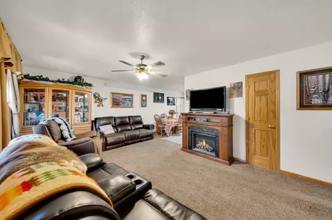 Living - 817 S 33rd St, Spearfish, SD 57783 photo 1 of 3