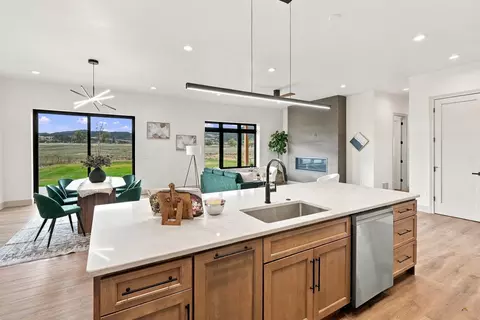 Kitchen - 1565 Blue Sage Rd, Spearfish, SD 57783 photo 5 of 5