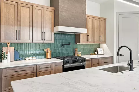 Kitchen - 1565 Blue Sage Rd, Spearfish, SD 57783 photo 4 of 5