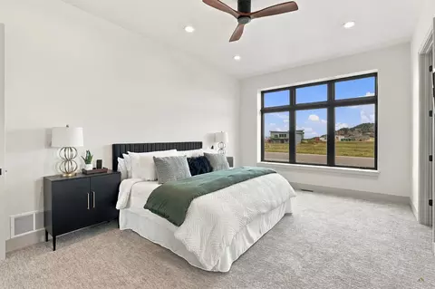 Bedroom - 1565 Blue Sage Rd, Spearfish, SD 57783 photo 2 of 4
