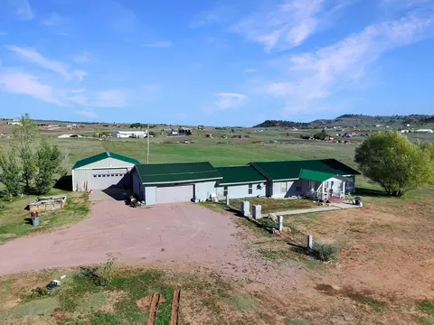 27176 Wind Cave Rd, Hot Springs, SD 57747