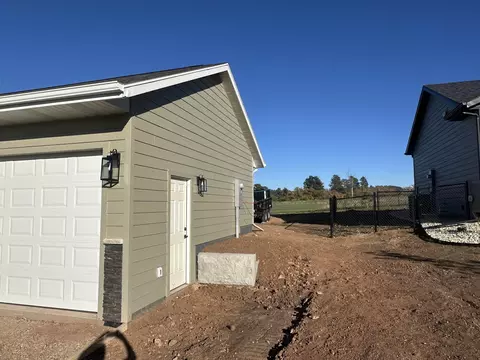 3512 Joseph St, Sturgis, SD 57785 photo 3