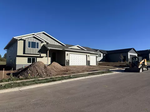 3512 Joseph St, Sturgis, SD 57785 photo 2