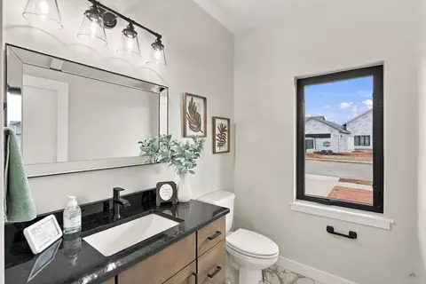 Bath - 642 Gooseberry Rd, Spearfish, SD 57783 photo 7 of 7