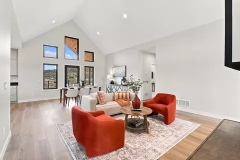 Living - 642 Gooseberry Rd, Spearfish, SD 57783 photo 1 of 5