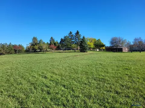 Exterior - 10705 N High Meadows Dr, Black Hawk, SD 57718 photo 3 of 10