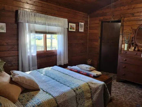 Bedroom - 10705 N High Meadows Dr, Black Hawk, SD 57718 photo 1 of 3