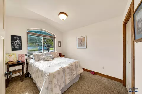 Bedroom - 6964 Emerald Heights Rd, Summerset, SD 57718 photo 3 of 4