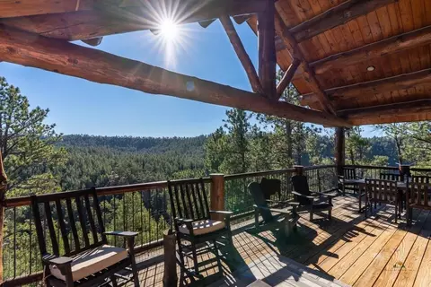 Exterior - 11595 Farmer Rd #WHITE BUFFALO CABIN, Custer, SD 57730 photo 5 of 9