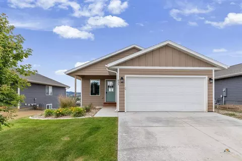 635 Diamond Ridge Blvd, Rapid City, SD 57703