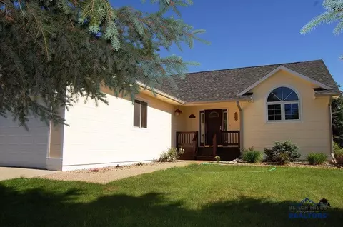 615 Custer St, Spearfish, SD 57783 photo 1
