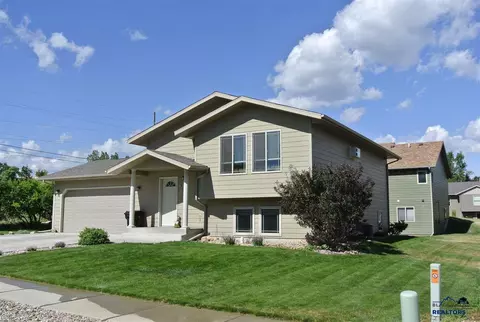 1805 Sugar Creek Pl, Spearfish, SD 57783 photo 1