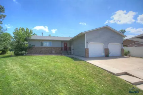 311 Polley Dr, Spearfish, SD 57783 photo 1