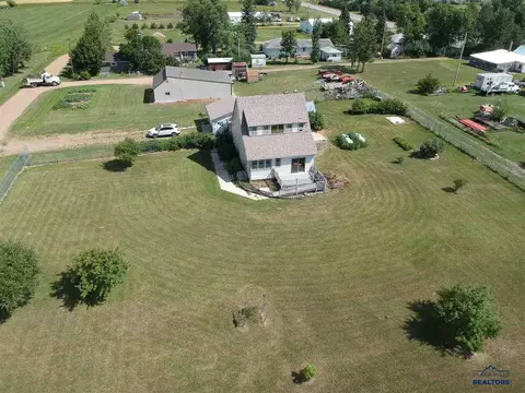 810 Cornell Ave, Newell, SD 57760 photo 1