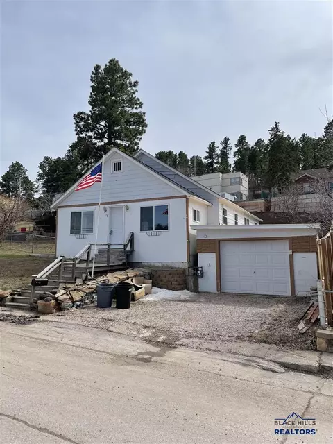 23 2nd St, Lead, SD 57754 photo 1