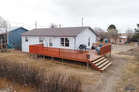 33 N 8th Ave, Belle Fourche, SD 57717 photo 1