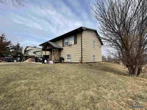 314 9th St, Newell, SD 57760 photo 1