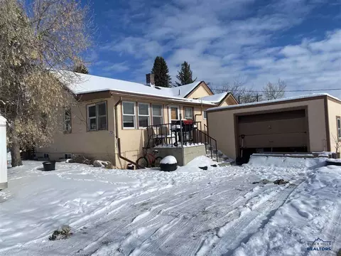 725 Crook St, Custer, SD 57730 photo 1