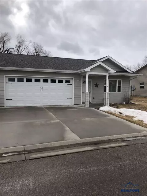 1225 Silverbrook Ln, Spearfish, SD 57783 photo 1