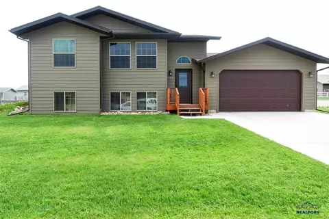 1923 Rain Drop Cir, Spearfish, SD 57783 photo 1