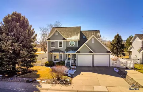 215 Union St, Spearfish, SD 57783 photo 1